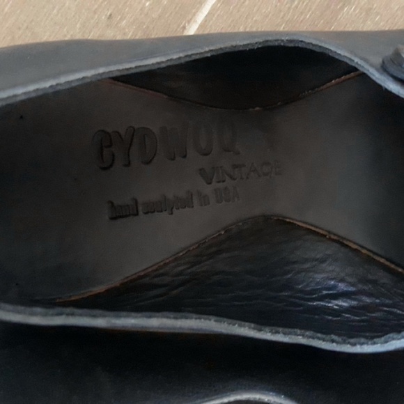 CYDWOQ Vintage Black Leather Shoes - Picture 7 of 7